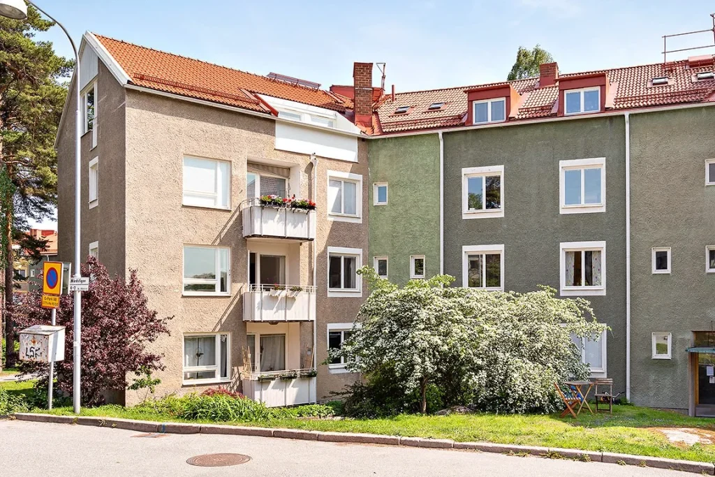 13. Nyputsad Fasad Bostadsrattsforening Sigtuna Marsta